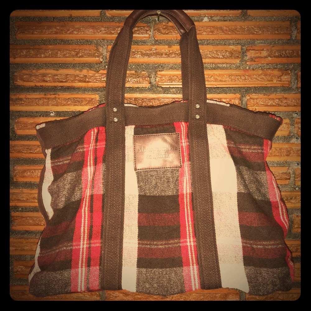 Abercrombie & Fitch XL plaid bag tote